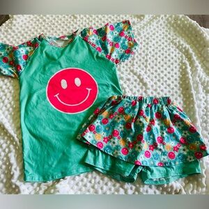 Boutique Smiley Daisy Set girls 14/16